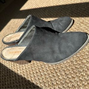 Black Mules